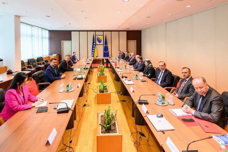 Adalet Bakanı Tunç, Bosna Hersek Adalet Bakanı Bunoza İle Bir Araya Geldi