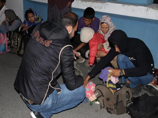 Aranan 2 bin 682 kişi ile 140 kaçak göçmen yakalandı