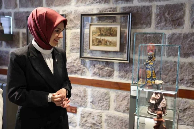 Bakan Göktaş’tan Türkiye’nin İlk Anne Müzesi’ne Ziyaret