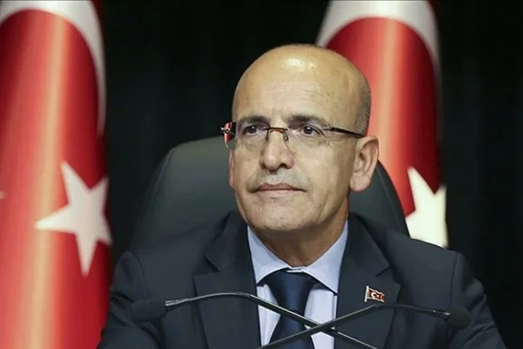Bakan Şimşek, Türkiye'nin Ekonomi Başarıyla Uyguladığını Bildirdi