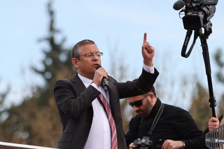 CHP Genel Başkanı Özel, Gaziantep'te Halk Buluşmasına Katıldı
