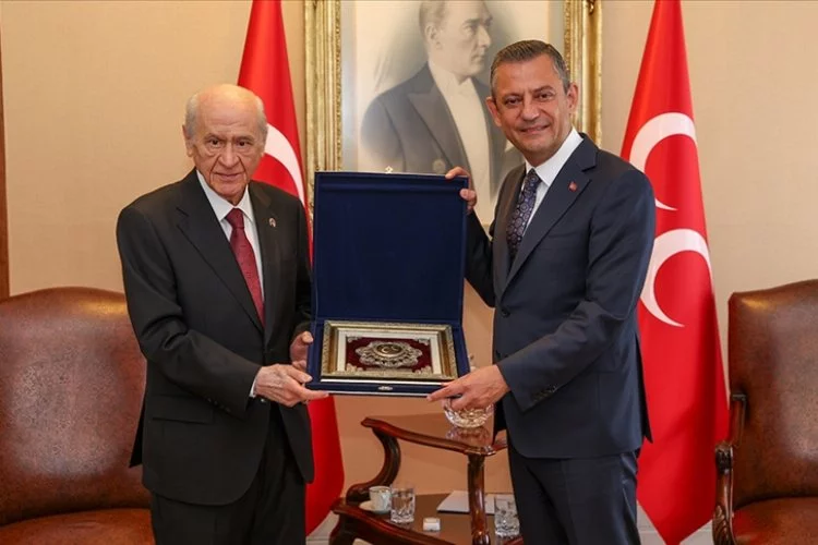 CHP Genel Başkanı Özel, MHP Genel Başkanı Bahçeli'yi Ziyaret Etti