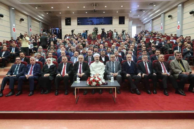 Diyanet İşleri Başkanı Erbaş, 2024 Yılı Vekaletle Kurban Kesim Bedellerini Açıkladı