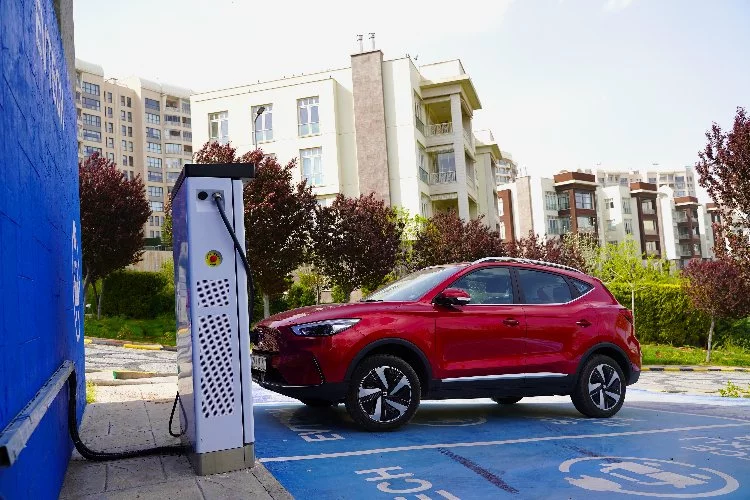 Elektrikli Araçlara Talep, Şarj İstasyonu Sayısınıda Artırdı
