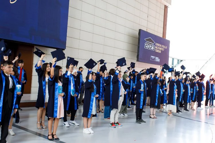 Erdem'li öğrenciler mezun oldu
