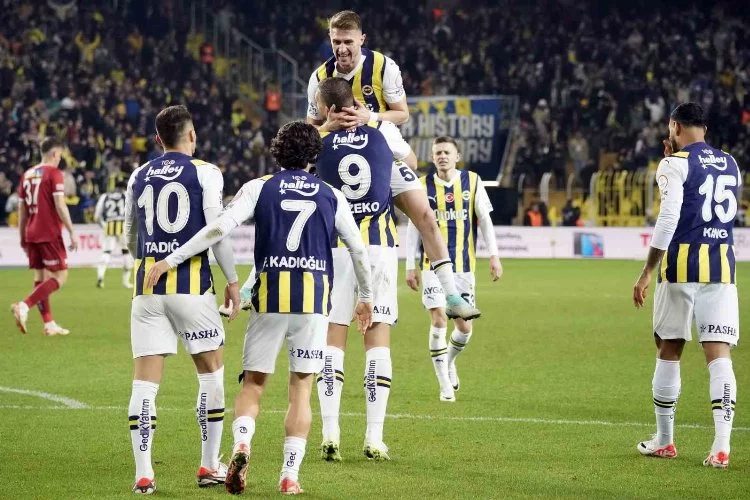 Fenerbahçe: 4 - Sivasspor: 1 (Maç Sonucu)