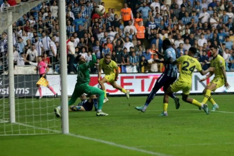 Fenerbahçe, Dış Sahada Gol Yememe Serisini Sürdürdü