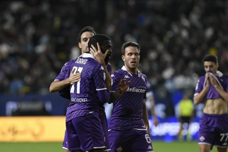 Fiorentina, UEFA Avrupa Konferans Ligi'nde İkinci Kez Finale Yükseldi