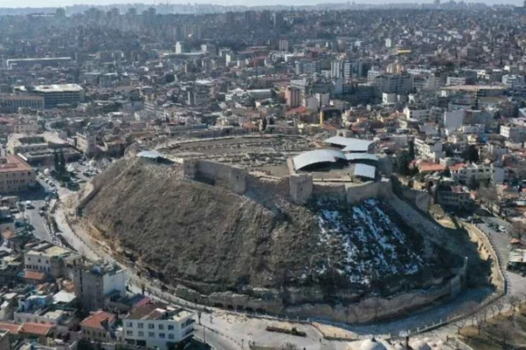 Gaziantep Kalesi Eski Günlere Dönüyor