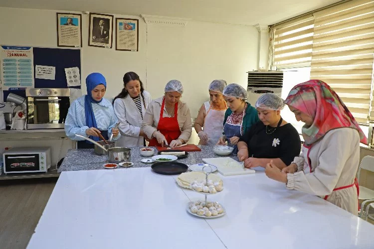 Gaziantep Mutfağını ATASEM'de Öğreniyorlar