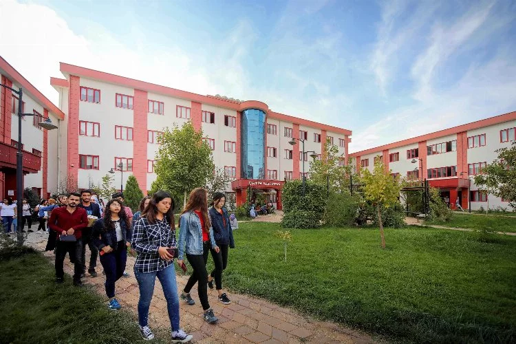 Gaziantep Üniversitesi Eğitim Fakültesinden Gurur Veren Başarı
