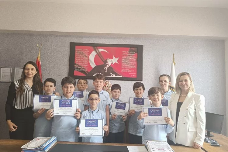 GKV Ortaokulu Zeka Oyunları Şampiyonasında Türkiye Finallerinde