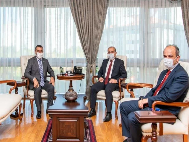 MHP Milletvekili Taşdoğan, SGK Başkanı Yılmaz’ı ziyaret etti