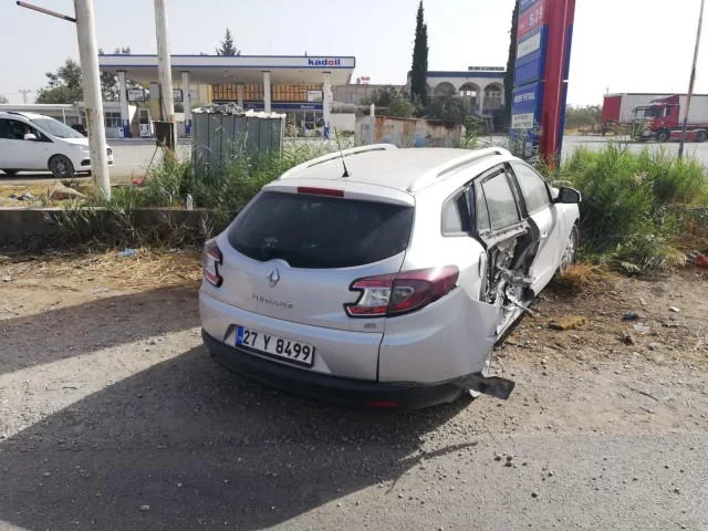 Nizip'te trafik kazası: 3 yaralı