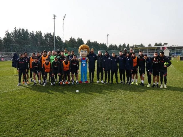 Şahincan, Gaziantep FK’ya moral verdi