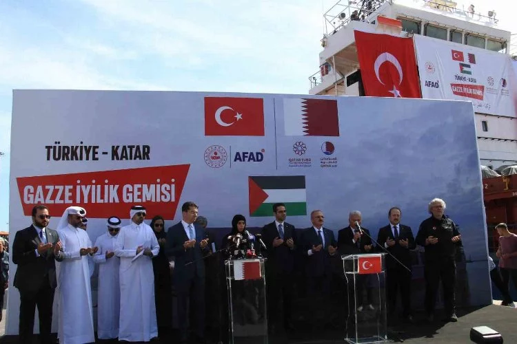 ’Türkiye-Katar Gazze İyilik Gemisi’ Uğurlandı